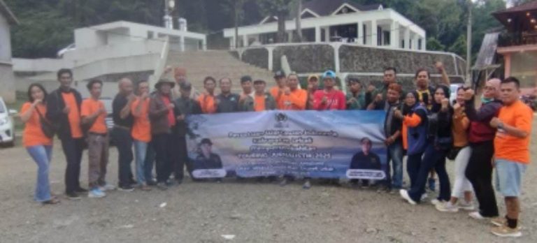 PWI Banten Gelar Touring Jurnalistik ke Gunung Luhur, Citorek 1