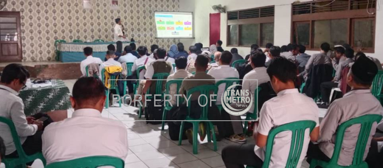 SOSIALISASI DTKS BANSOS UNTUK 6 KECAMATAN DIGELAR DI AULA DESA KOMPA1